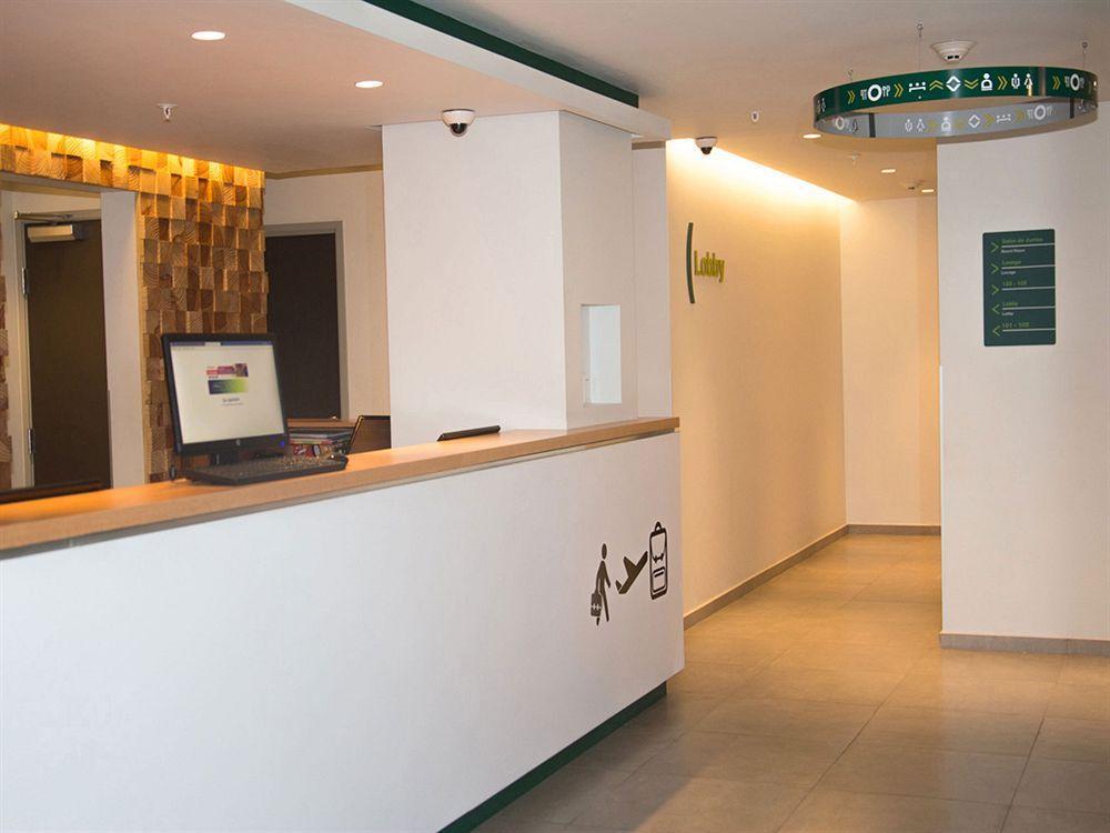 City Express Junior By Marriott Ciudad Del Carmen Aeropuerto Exterior photo